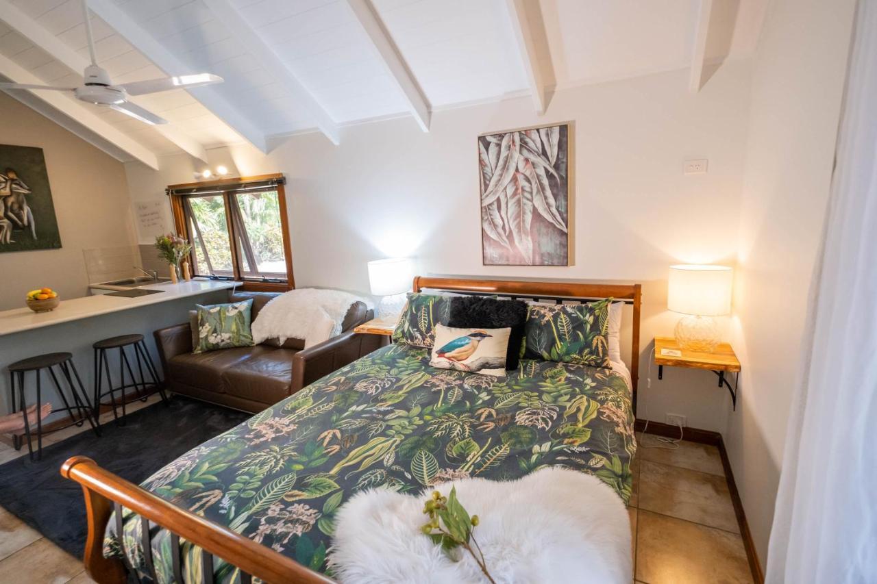 Airlie Beach Eco Cabins - Adults Only 외부 사진