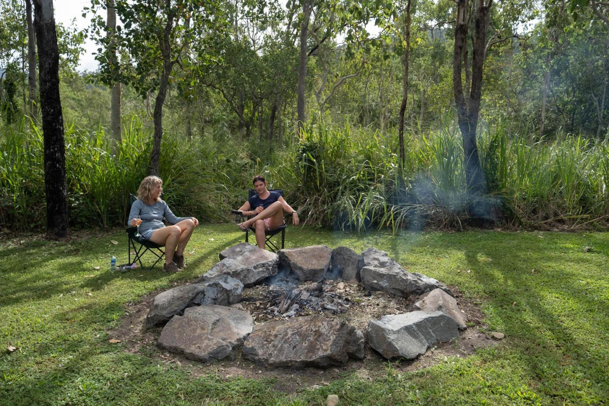 Airlie Beach Eco Cabins - Adults Only 외부 사진