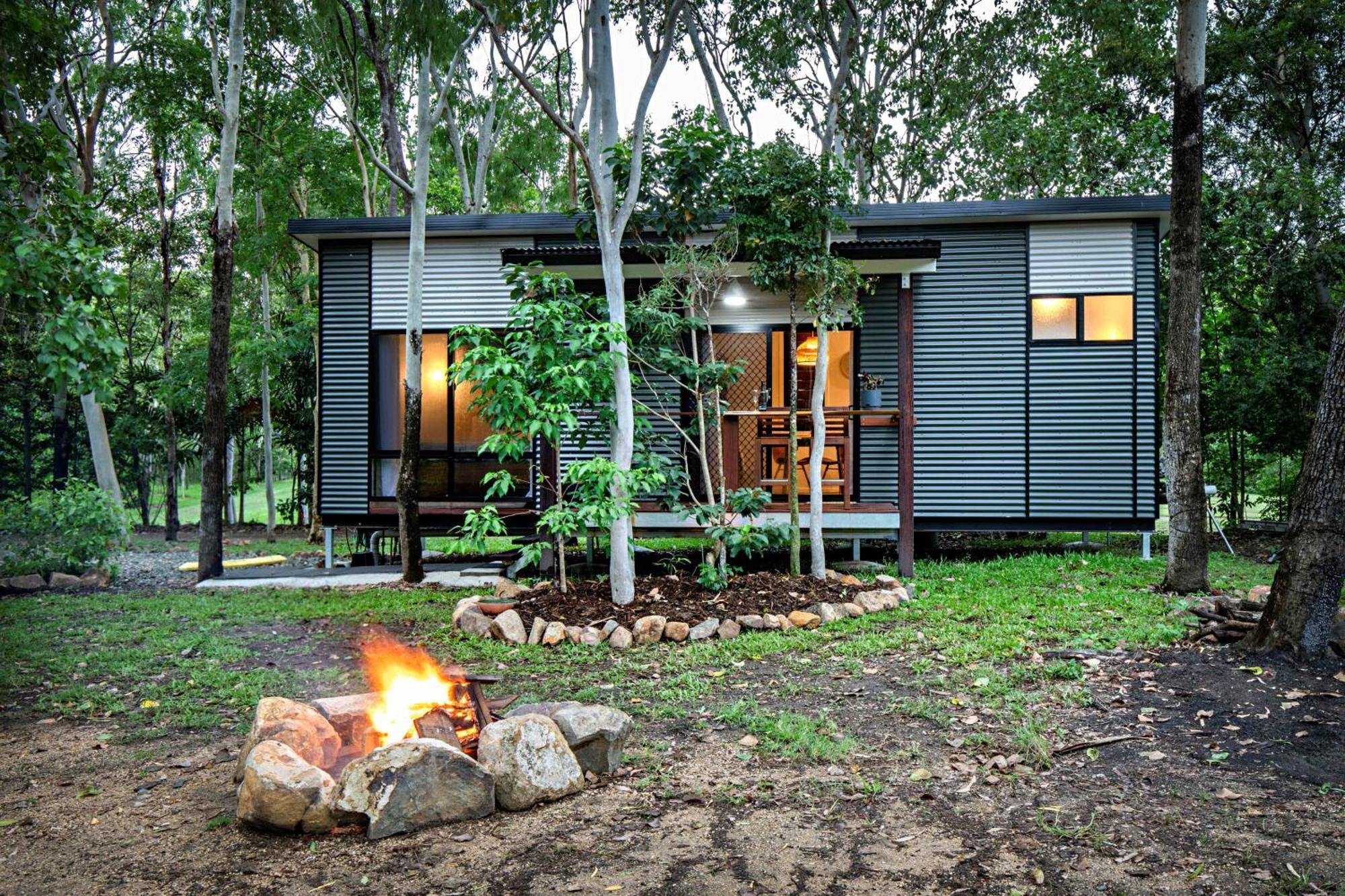 Airlie Beach Eco Cabins - Adults Only 외부 사진